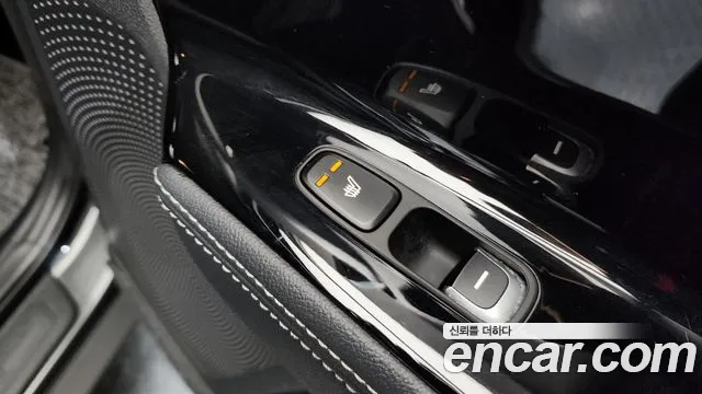 Kia Niro 2022 — фото 19