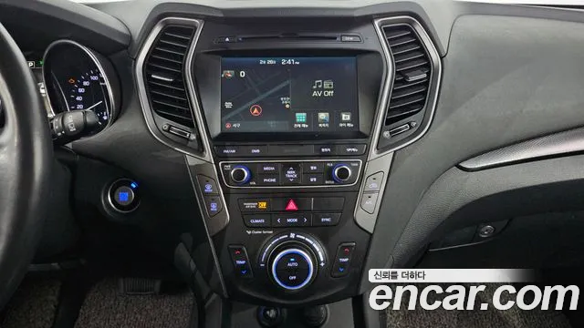 Hyundai Santafe 2016 — фото 12