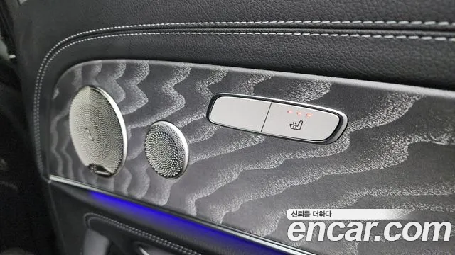 Mercedes-Benz E-Class 2022 — фото 19