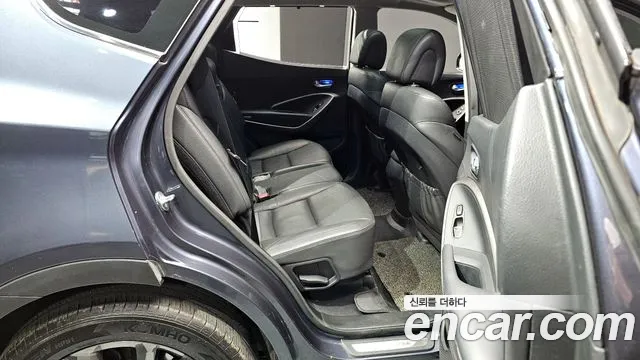 Hyundai Santafe 2016 — фото 12