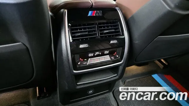 BMW X6 2020 — фото 19