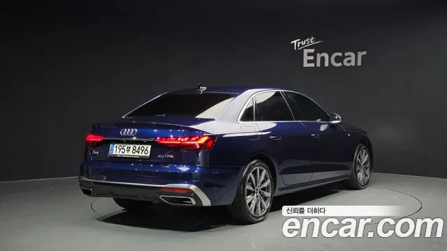 Audi A4 2023 — фото 2