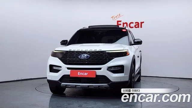 Ford Explorer 2020 — фото 3