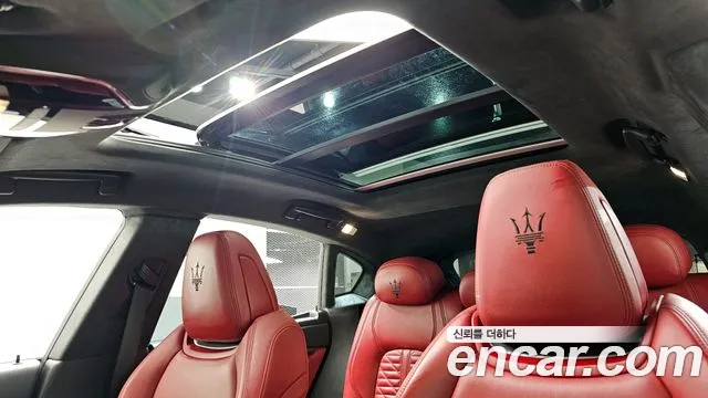 Maserati Levante 2020 — фото 19