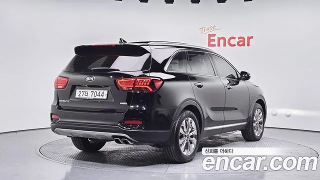 Kia Sorento 2018 — фото 2