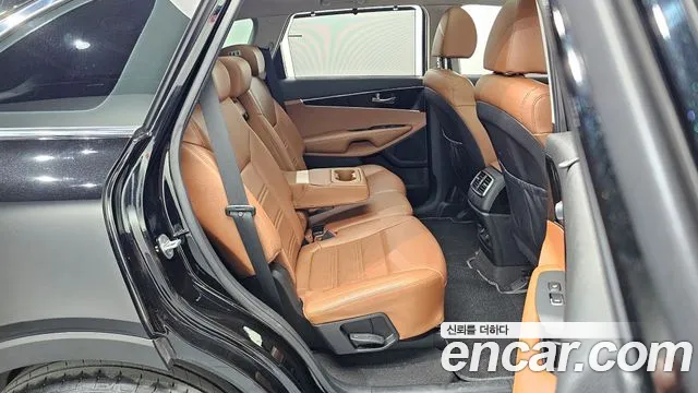 Kia Sorento 2018 — фото 11