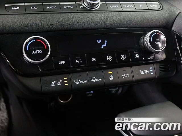 Hyundai AVANTE 2021 — фото 10