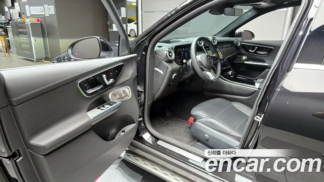 Mercedes-Benz GLC-Class 2025 — фото 11