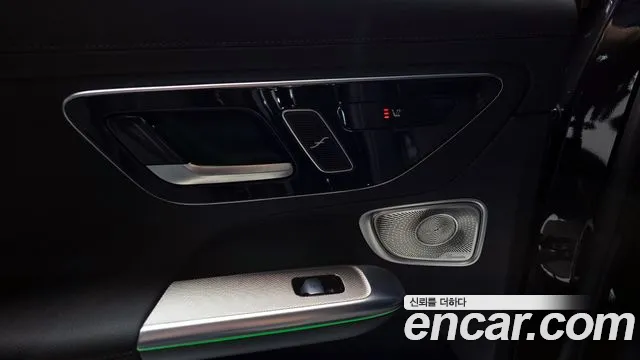 Mercedes-Benz GLC-Class 2025 — фото 17