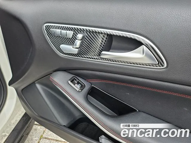 Mercedes-Benz GLA-Class 2016 — фото 14