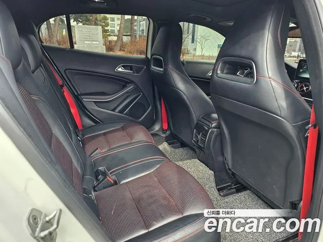Mercedes-Benz GLA-Class 2016 — фото 15