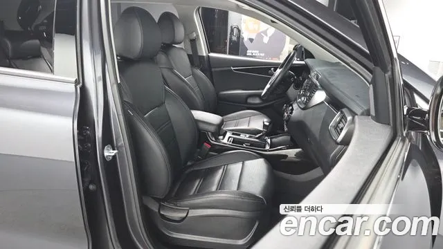 Kia Sorento 2018 — фото 9