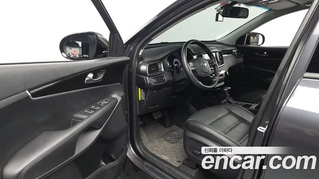 Kia Sorento 2018 — фото 10
