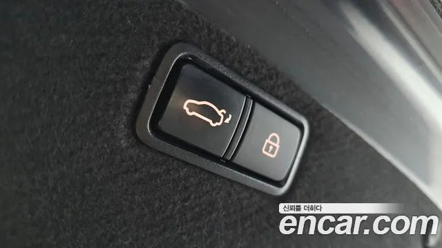 Hyundai Genesis 2016 — фото 20