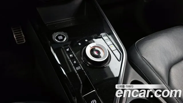 Kia Niro 2022 — фото 9