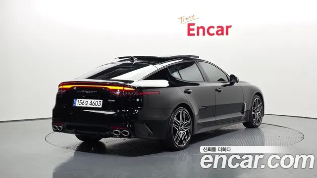 Kia Stinger 2021 — фото 2
