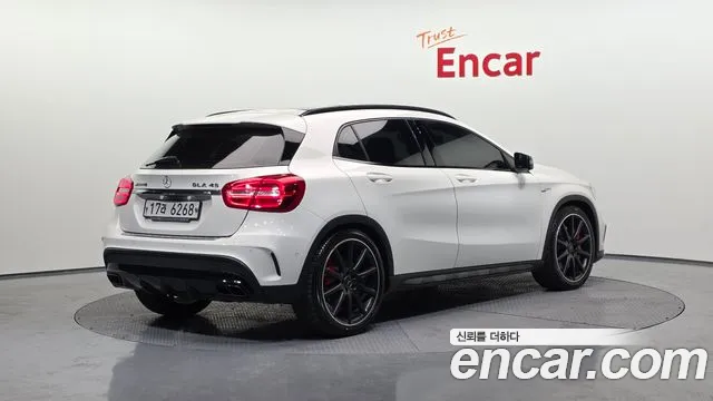 Mercedes-Benz GLA-Class 2017 — фото 2