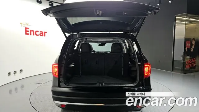 Honda Pilot 2017 — фото 20