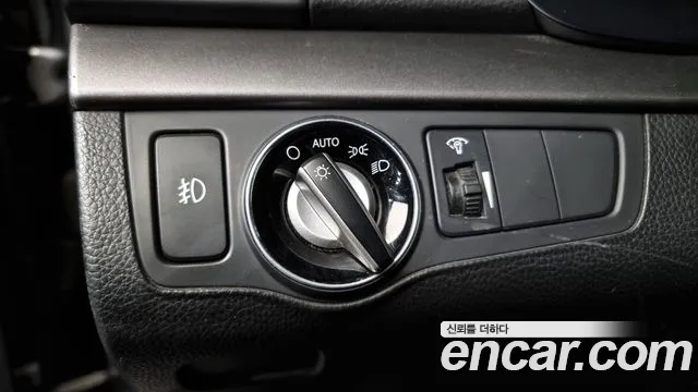 Hyundai i40 2012 — фото 19