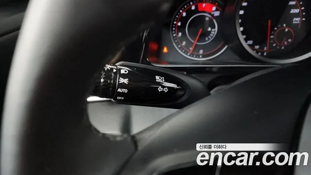 Hyundai AVANTE 2021 — фото 14