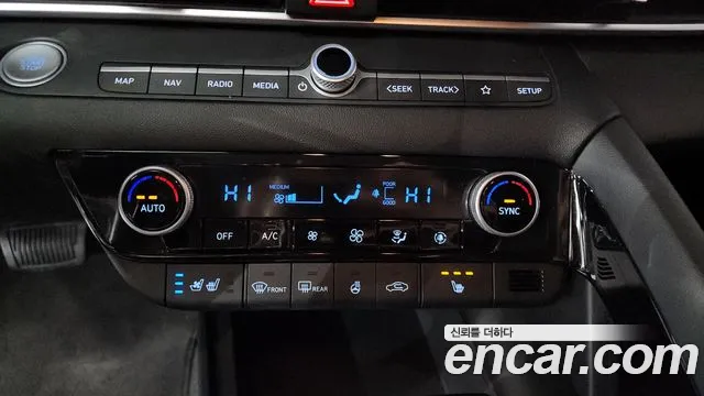 Hyundai AVANTE 2021 — фото 18