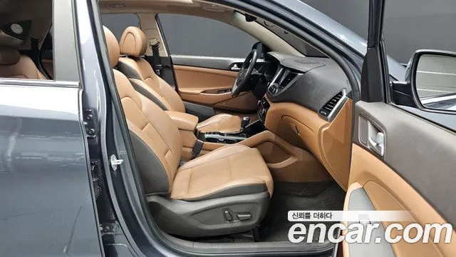 Hyundai Tucson 2018 — фото 11