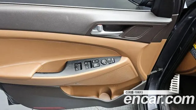 Hyundai Tucson 2018 — фото 17