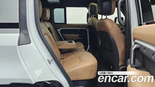 Land Rover Defender 2025 — фото 5