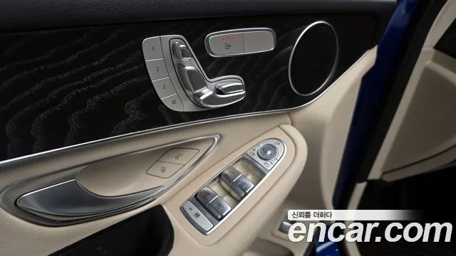 Mercedes-Benz GLC-Class 2018 — фото 17