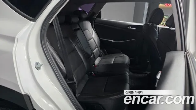 Hyundai Tucson 2016 — фото 12