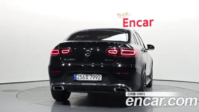 Mercedes-Benz GLC-Class 2023 — фото 4