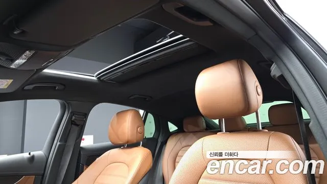 Mercedes-Benz GLC-Class 2023 — фото 18
