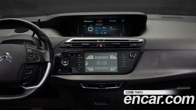Citroen-DS C4 Picasso 2015 — фото 14