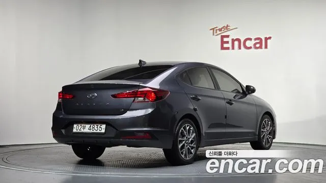 Hyundai AVANTE 2019 — фото 2