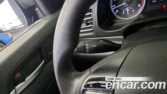Hyundai AVANTE 2019 — фото 18