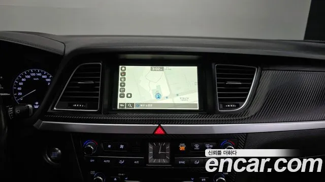 Hyundai Genesis 2016 — фото 14
