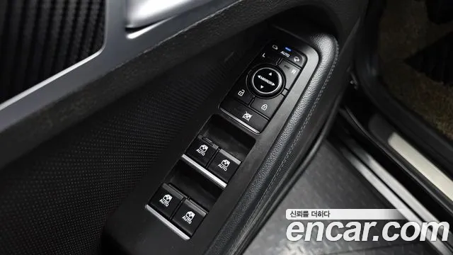 Hyundai Genesis 2016 — фото 17