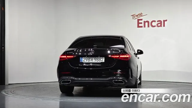 Mercedes-Benz C-Class 2023 — фото 4