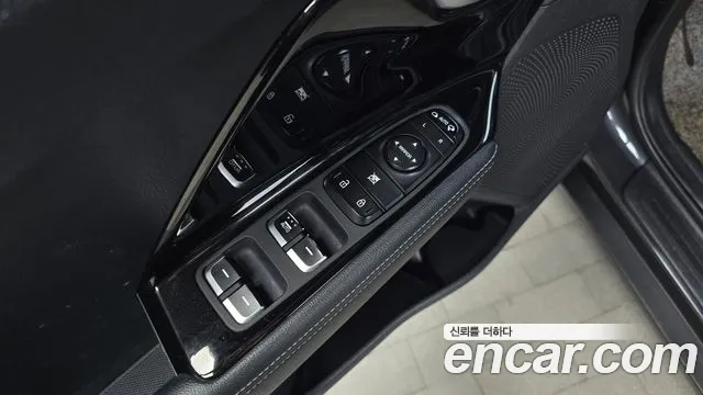 Kia Niro 2021 — фото 14
