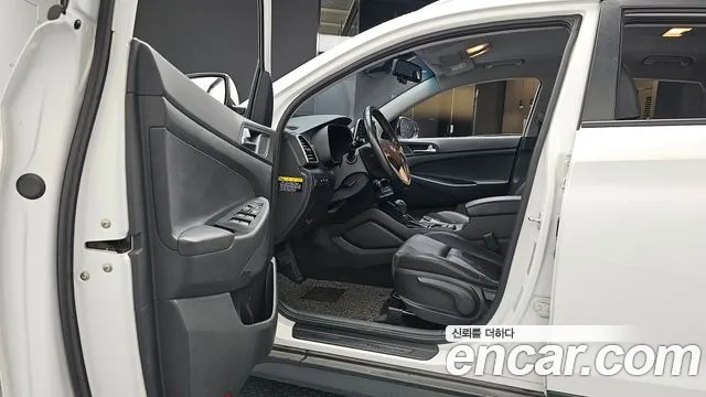 Hyundai Tucson 2020 — фото 10