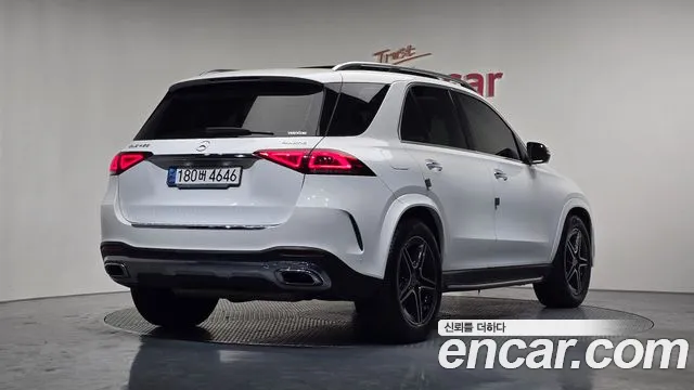 Mercedes-Benz GLE-Class 2020 — фото 2