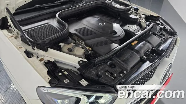 Mercedes-Benz GLE-Class 2020 — фото 6