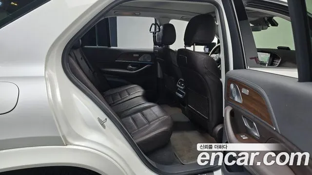 Mercedes-Benz GLE-Class 2020 — фото 12