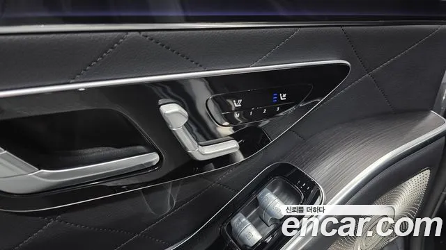Mercedes-Benz S-Class 2023 — фото 18