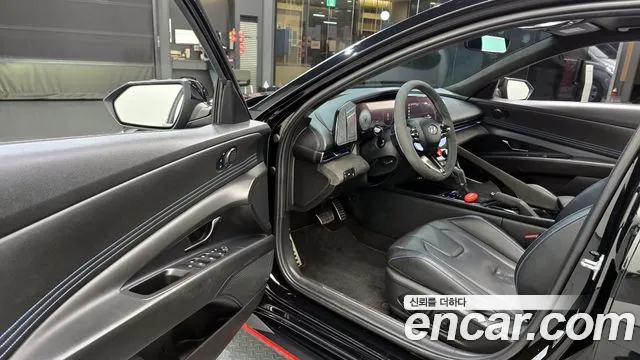 Hyundai AVANTE 2022 — фото 11