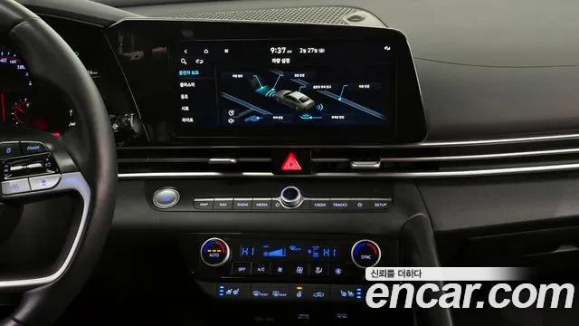 Hyundai AVANTE 2023 — фото 17