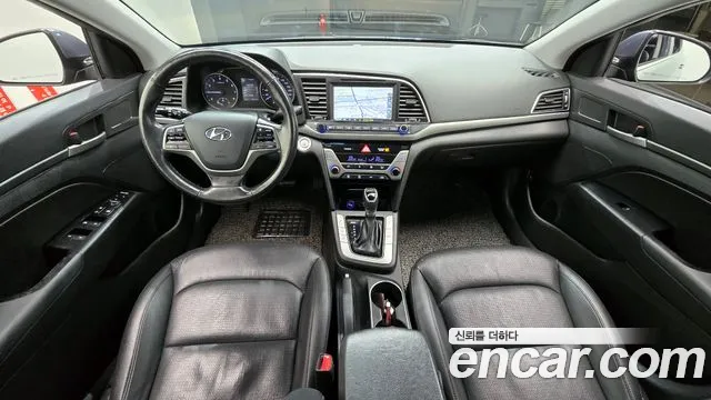 Hyundai AVANTE 2016 — фото 7