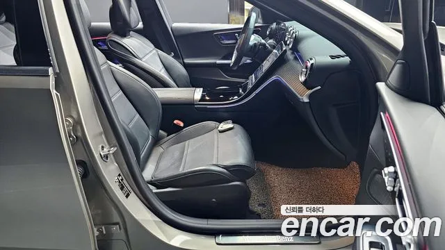 Mercedes-Benz C-Class 2022 — фото 10