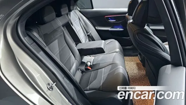 Mercedes-Benz C-Class 2022 — фото 12