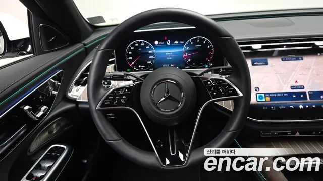 Mercedes-Benz E-Class 2025 — фото 12